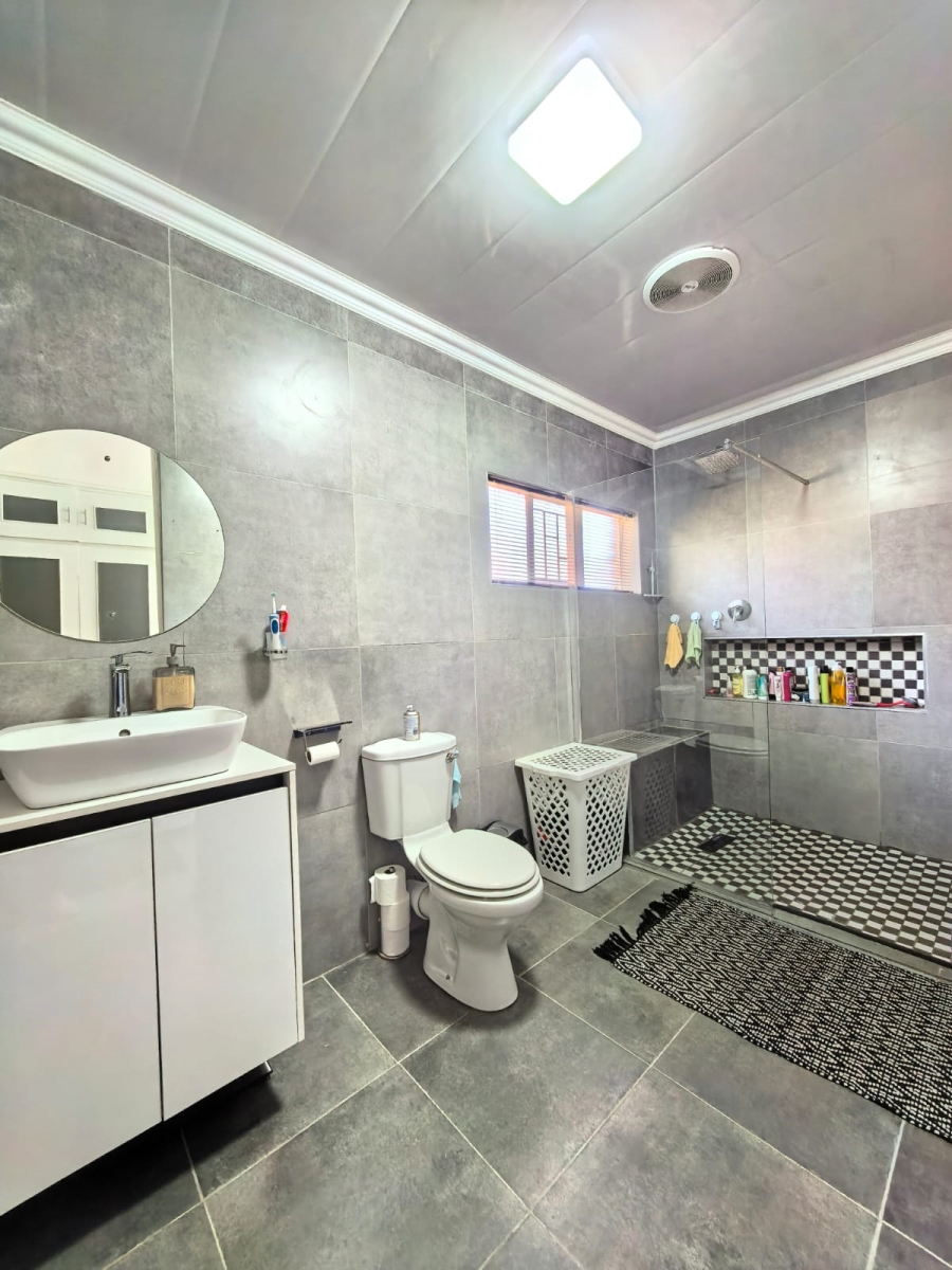 5 Bedroom Property for Sale in Sasolburg Ext 23 Free State